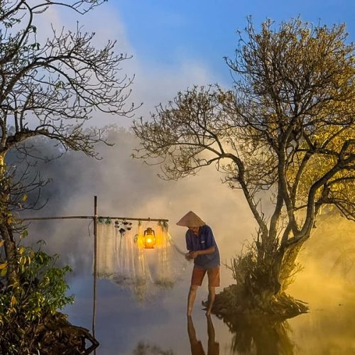 Tham quan tại Rú Chá